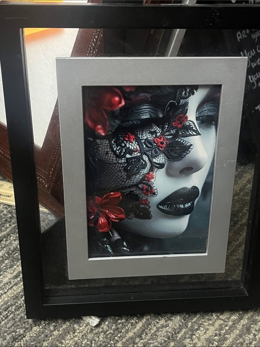 Black and Silver Decorative Picture Frame w/4x6 Modern Lace Face Red Flowers 444